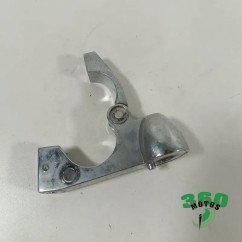Soporte intermitente delantero derecho