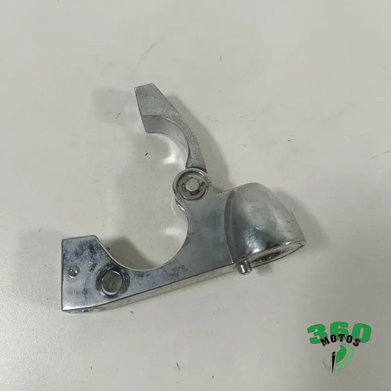 Soporte intermitente delantero derecho Soporte intermitente delantero derecho