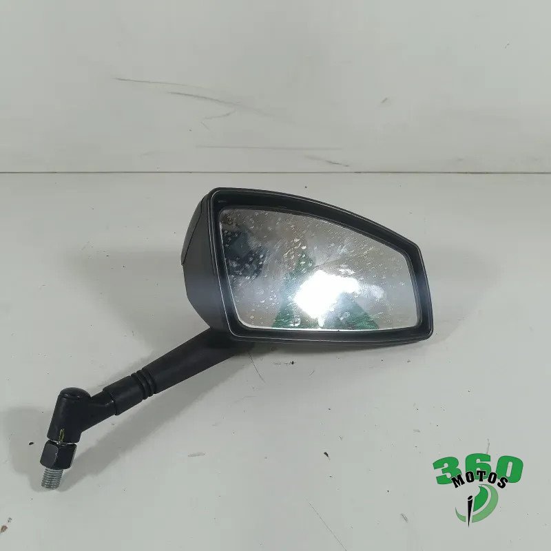 Retrovisor derecho Retrovisor derecho