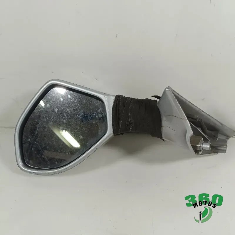 Retrovisor izquierdo Retrovisor izquierdo