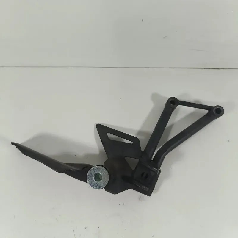 Soporte estribera trasero derecho Soporte estribera trasero derecho