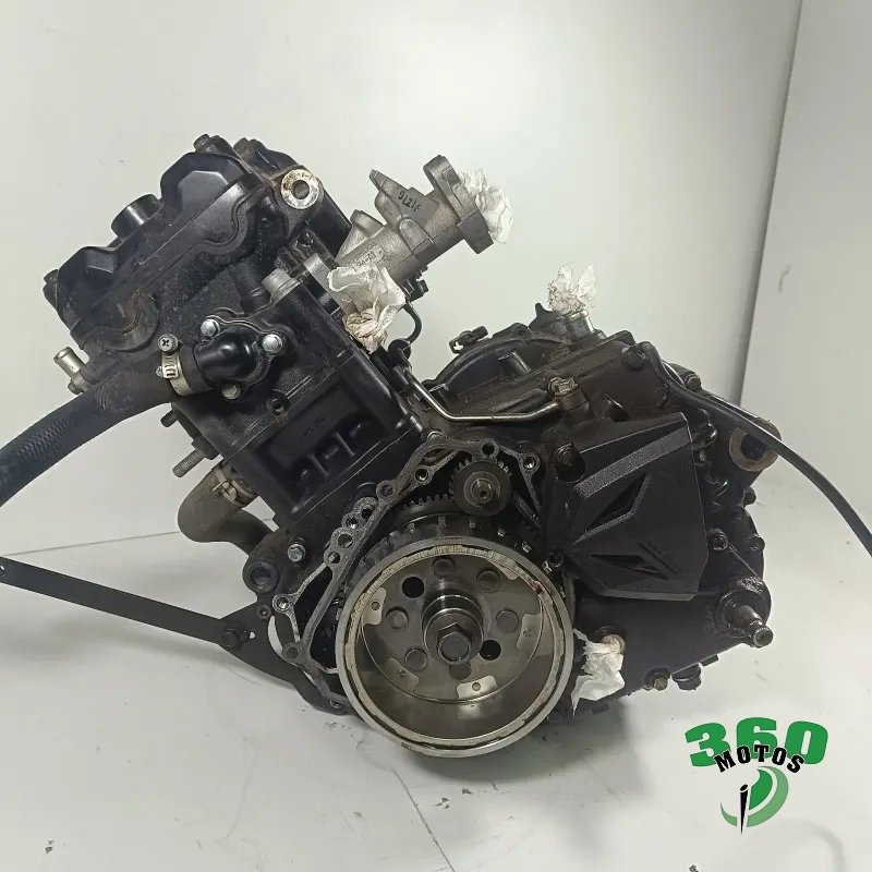 Motor en perfecto estado (1 año de garantía) Motor en perfecto estado (1 año de garantía)