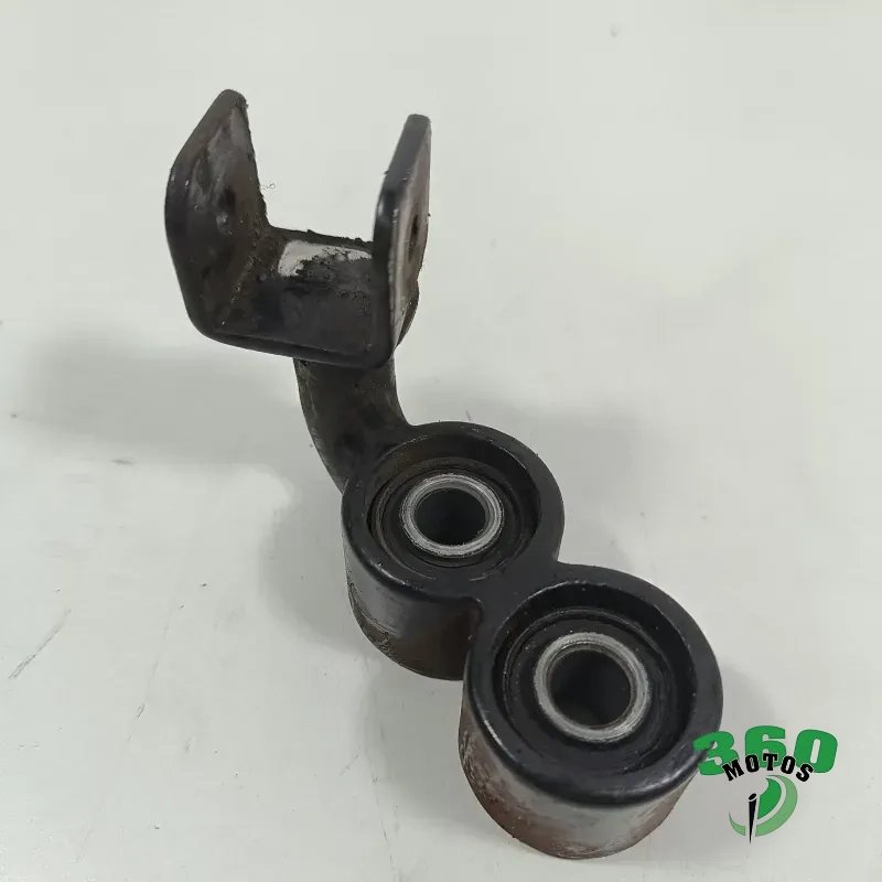 Soporte estribera delantero izquierdo