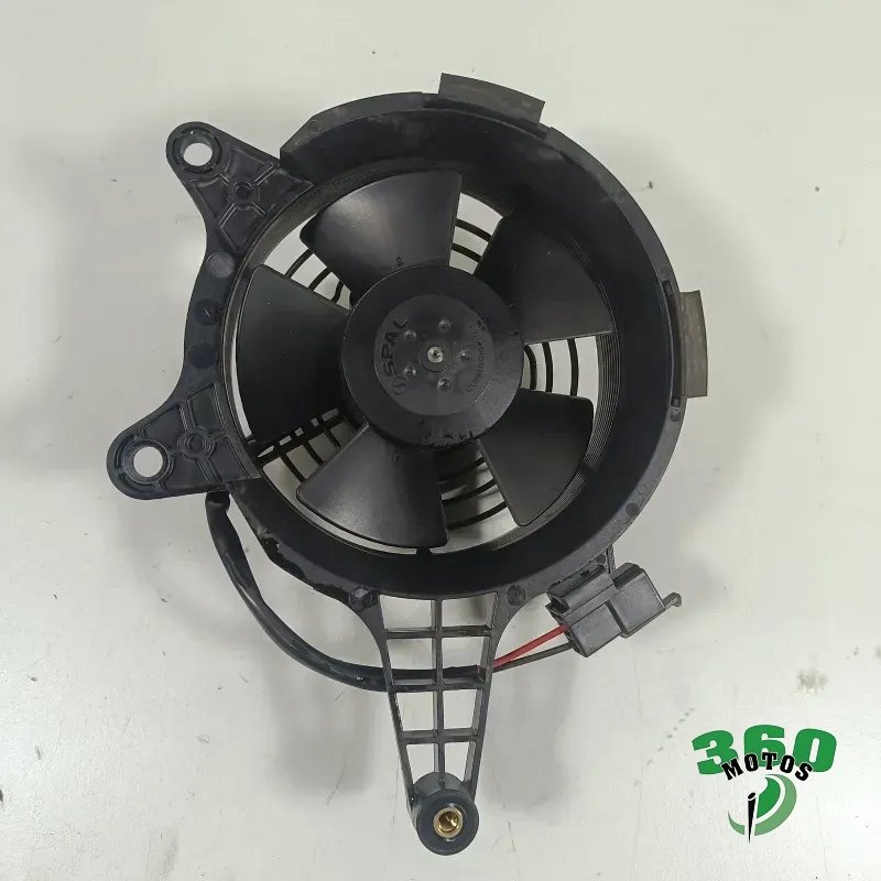 Electroventilador derecho