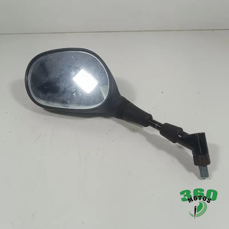 Retrovisor izquierdo Retrovisor izquierdo
