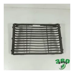 Embellecedor radiador agua