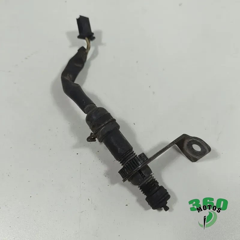 Interruptor freno trasero Interruptor freno trasero