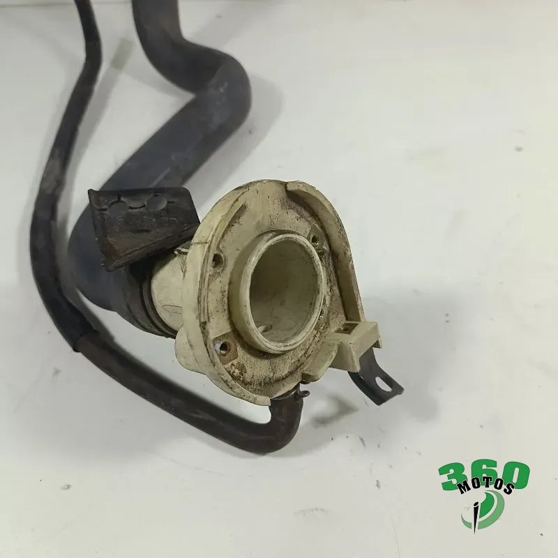 Boca tapón gasolina Boca tapón gasolina