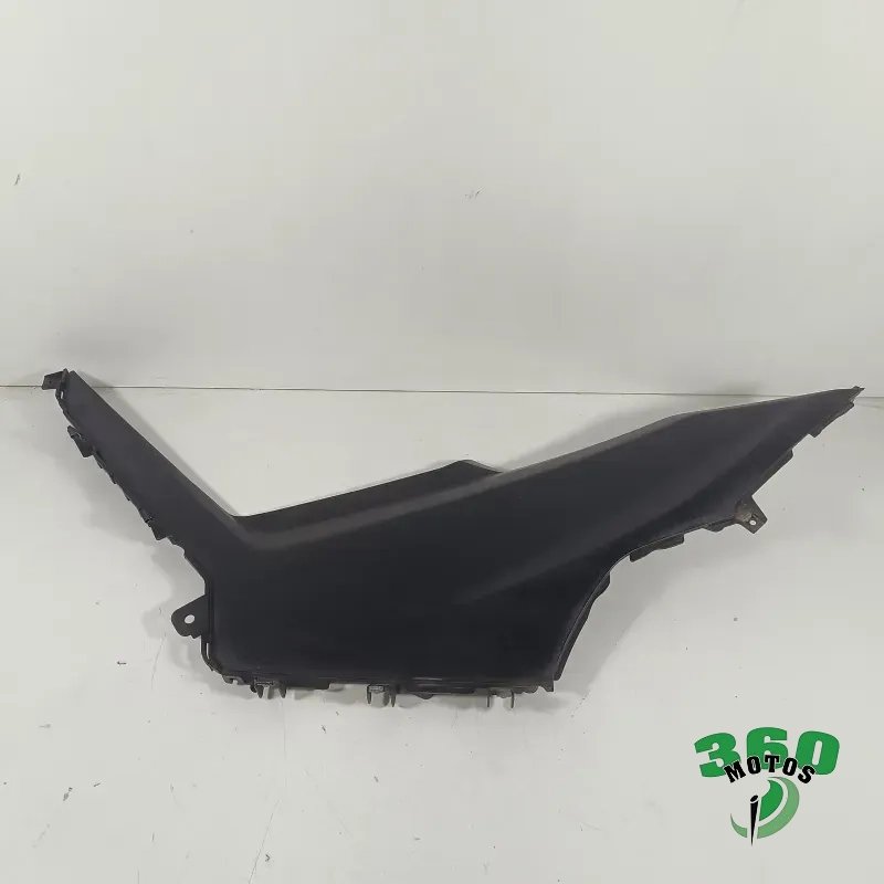 Cacha delantera izquierda