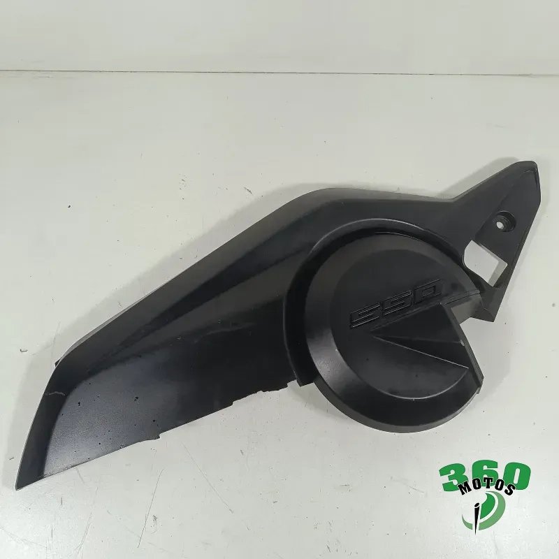Embellecedor motor Izquierdo