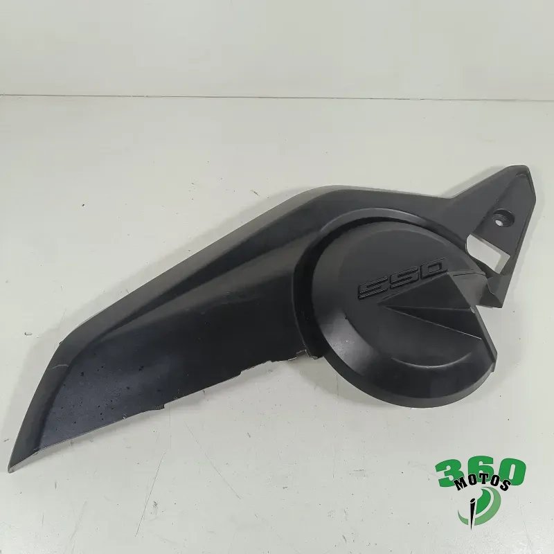 Embellecedor motor Izquierdo