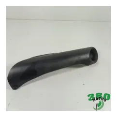Embellecedor silencioso izquierdo