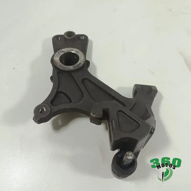 Soporte pinza freno trasero Soporte pinza freno trasero