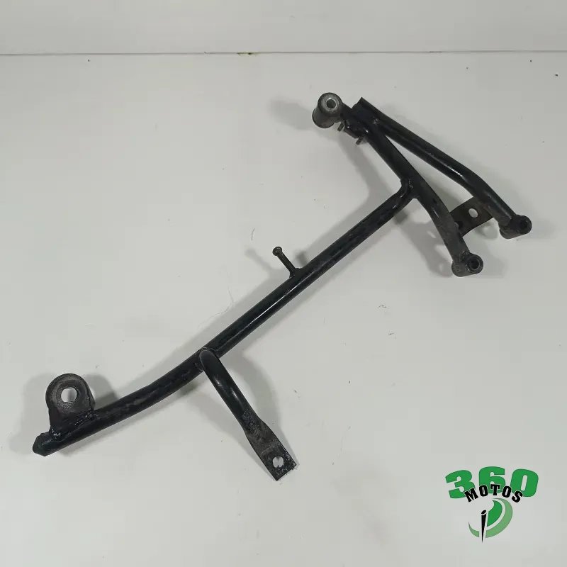 Soporte estribera trasero izquierdo Soporte estribera trasero izquierdo