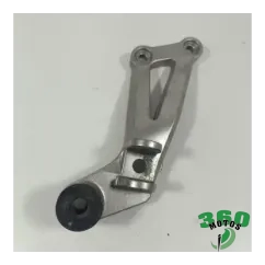 Soporte estribera trasero derecho