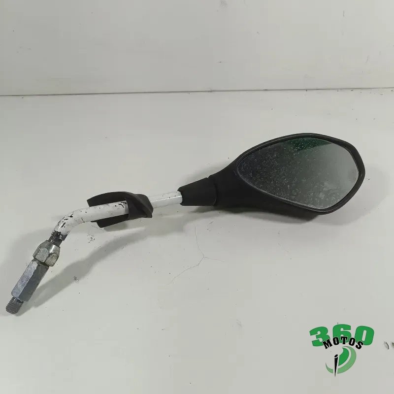 Retrovisor derecho Retrovisor derecho