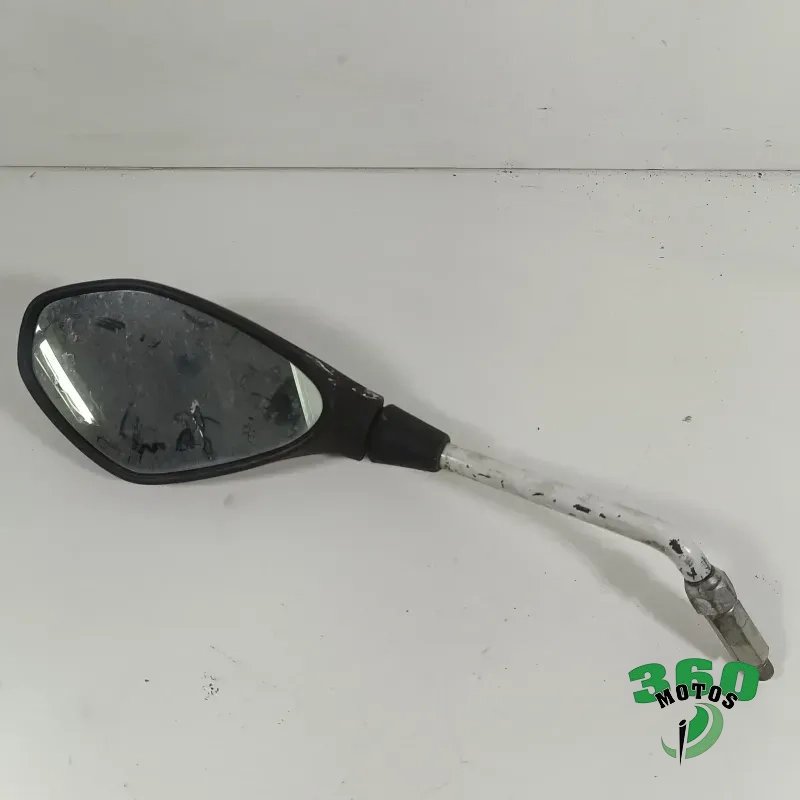 Retrovisor izquierdo Retrovisor izquierdo