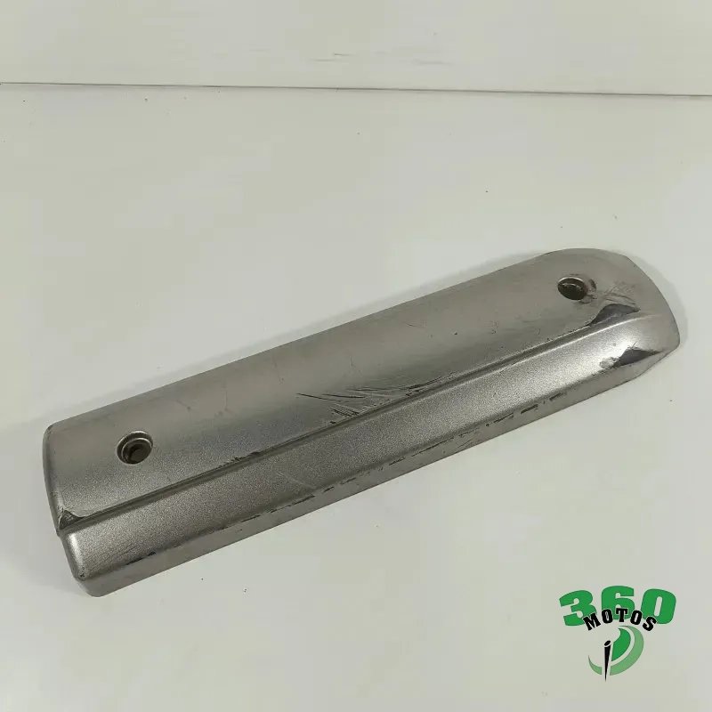 Embellecedor silencioso lateral