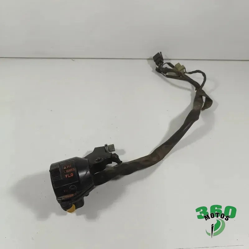 Piña luces izquierda HONDA CB 250 1992 - 2005 Piña luces izquierda HONDA CB 250 1992 - 2005