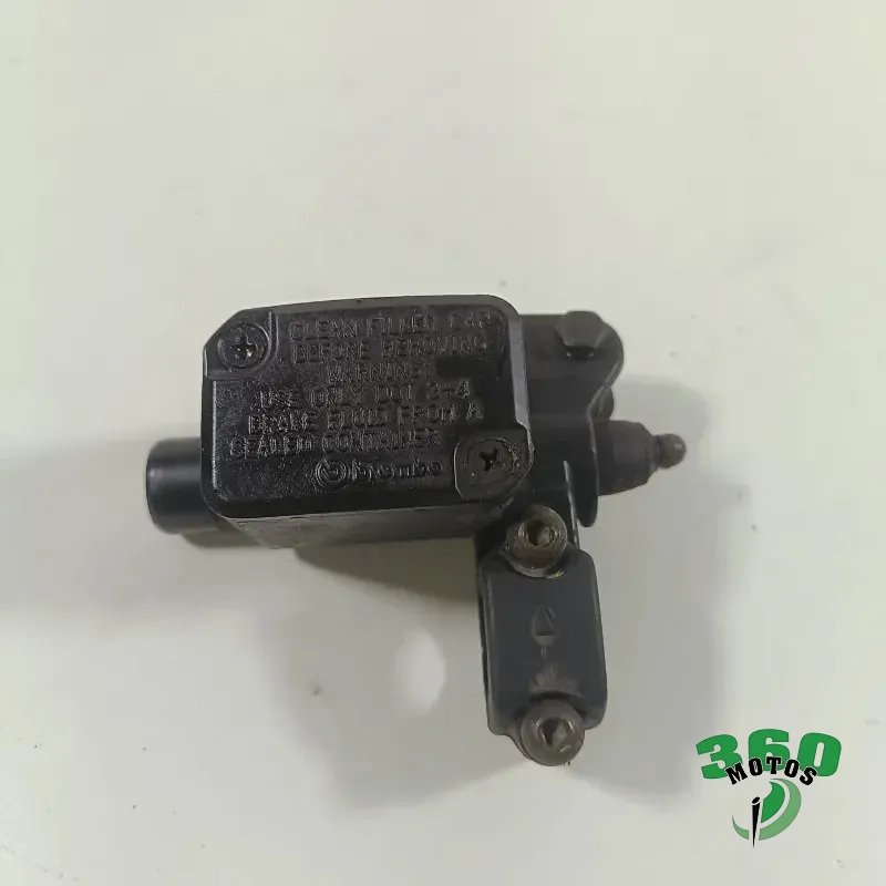 Bomba freno delantera