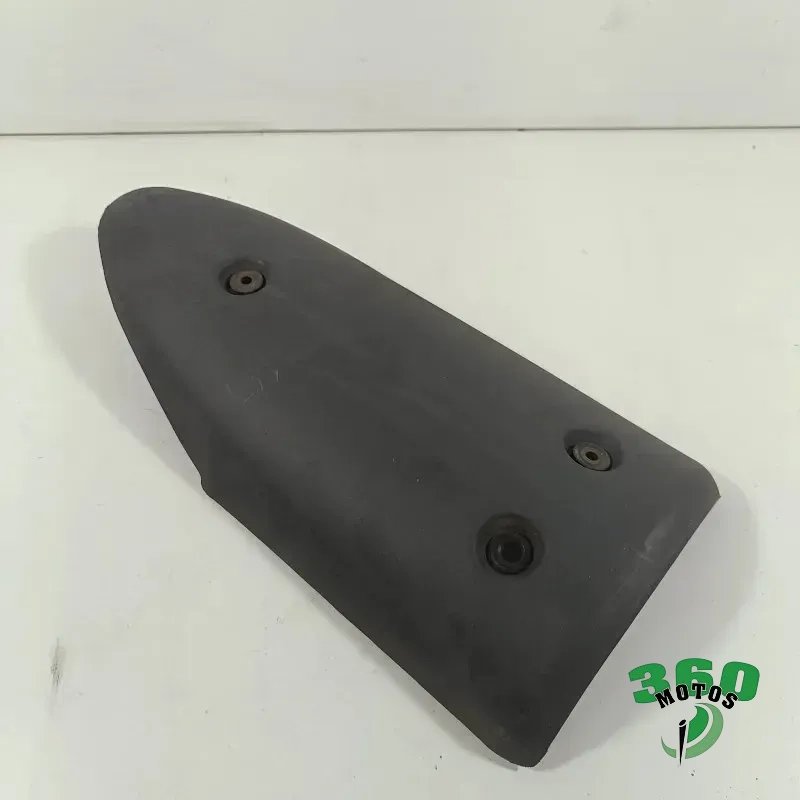 Embellecedor silencioso lateral