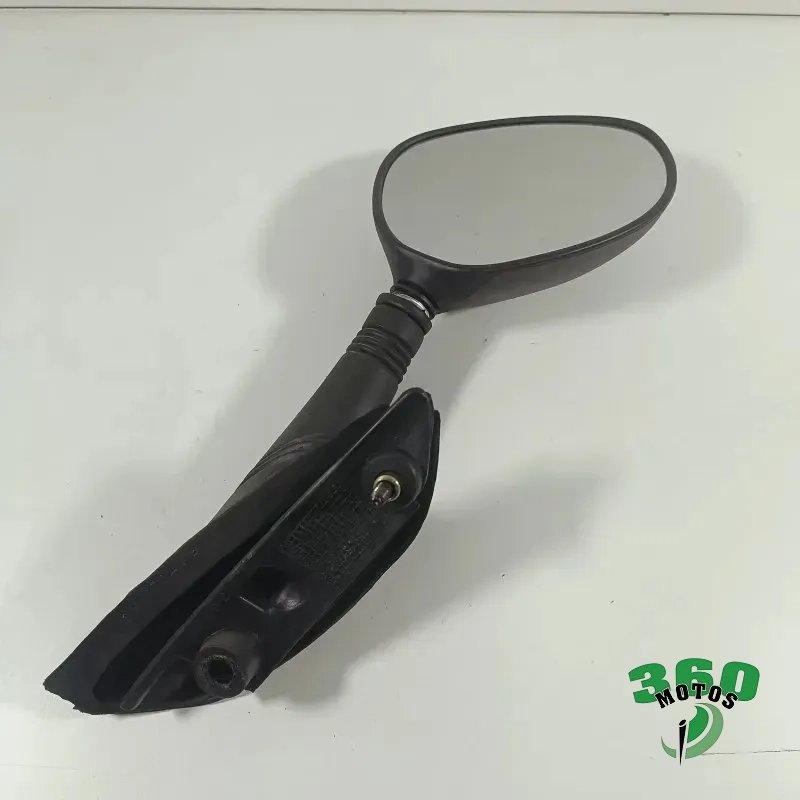 Retrovisor derecho Retrovisor derecho