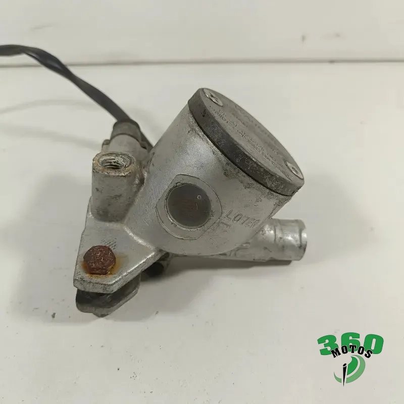 Bomba freno delantera Bomba freno delantera