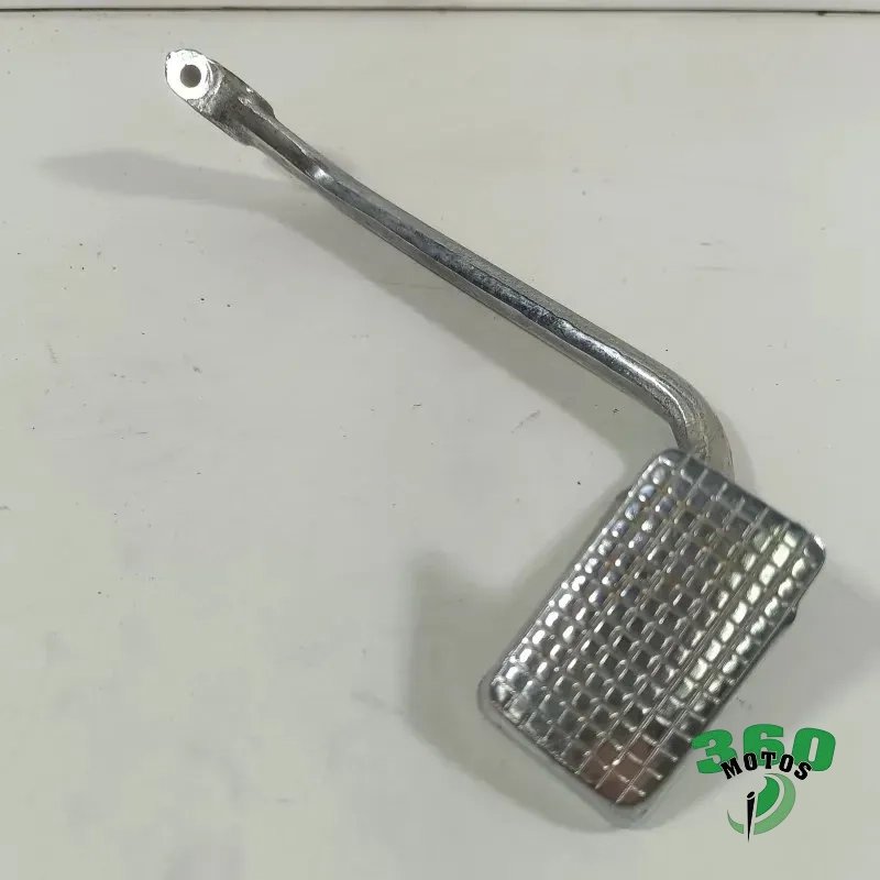 Pedal freno trasero