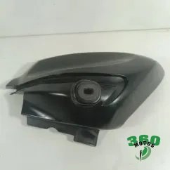 Embellecedor deposito izquierdo