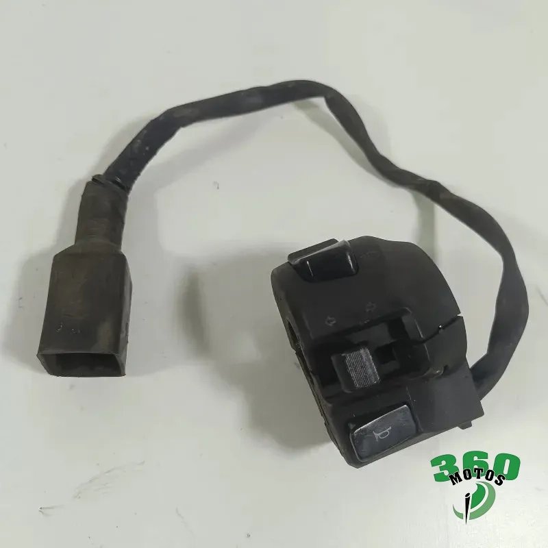 Piña luces izquierda SUZUKI GSX 125 S 2018 - 2020 Piña luces izquierda SUZUKI GSX 125 S 2018 - 2020