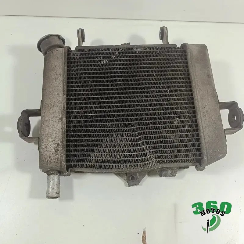 Radiador agua SUZUKI GSX 125 S 2018 - 2020 Radiador agua SUZUKI GSX 125 S 2018 - 2020