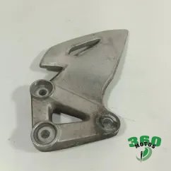 Soporte estribera delantero izquierdo SUZUKI SUZUKI GSX 125 S 2018 - 2020