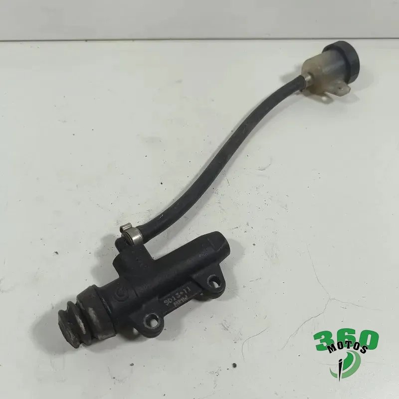 Bomba freno trasera BMW G 650 GS 2011 - 2016 Bomba freno trasera BMW G 650 GS 2011 - 2016
