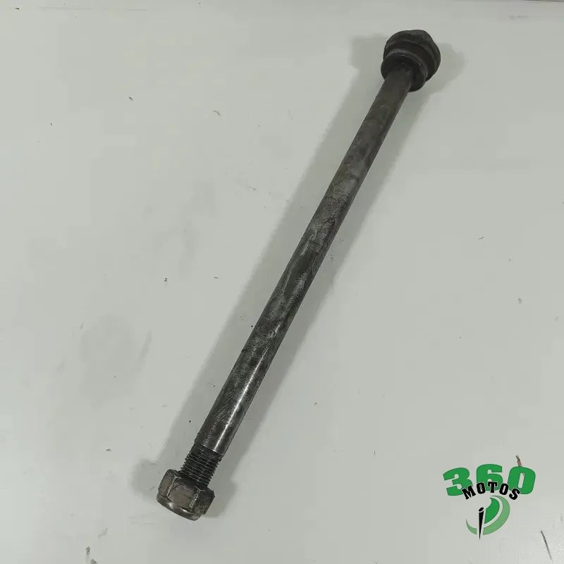 Eje rueda trasera