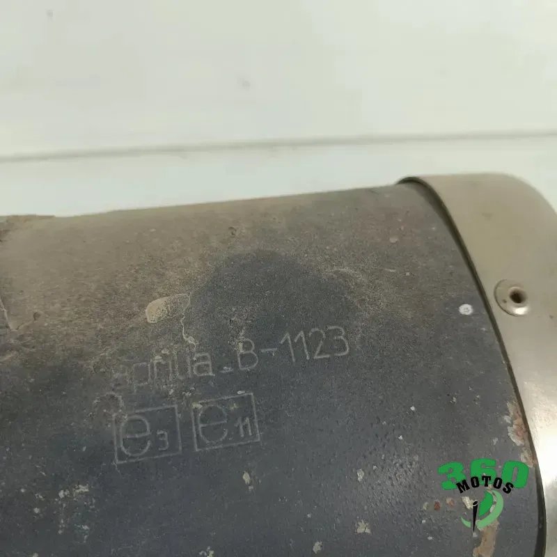 Silencioso izquierdo