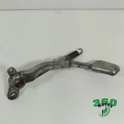 Pedal freno trasero