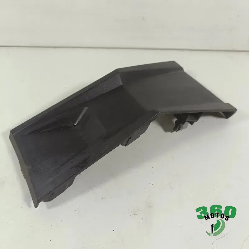 Embellecedor frontal