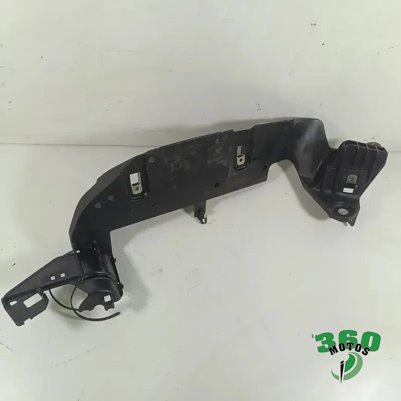 Soporte suelo derecho