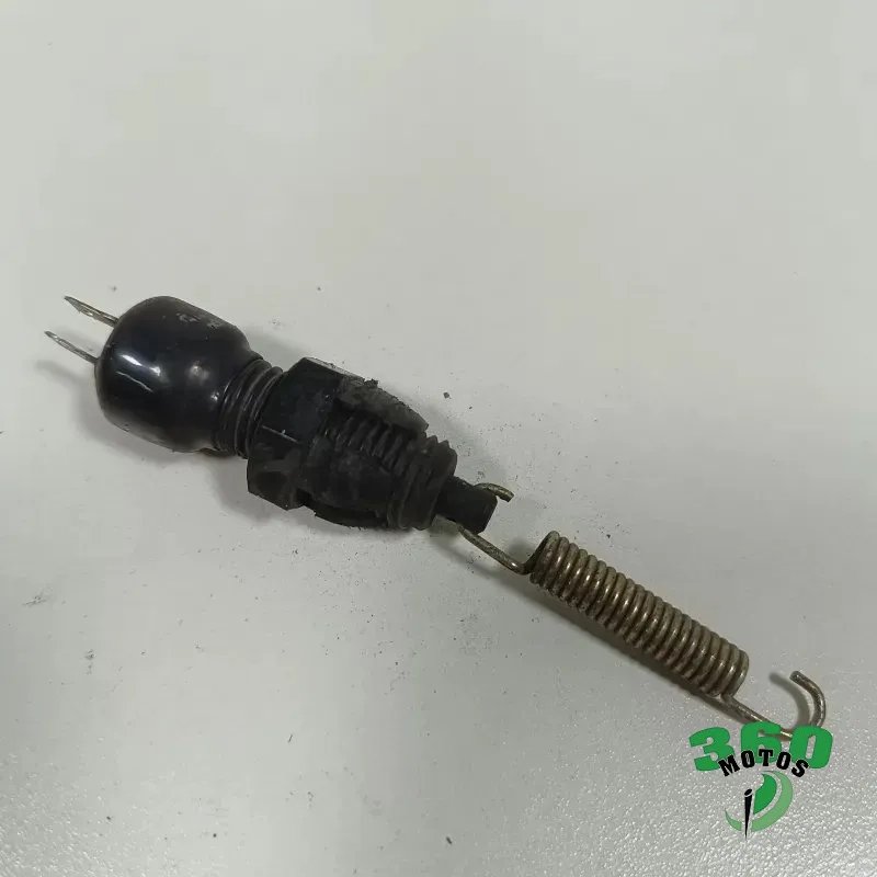 Interruptor freno trasero Interruptor freno trasero