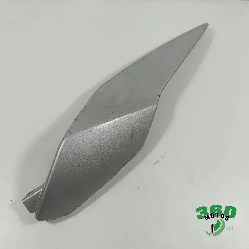 Cacha delantera izquierda