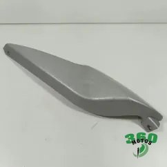 Cacha delantera izquierda