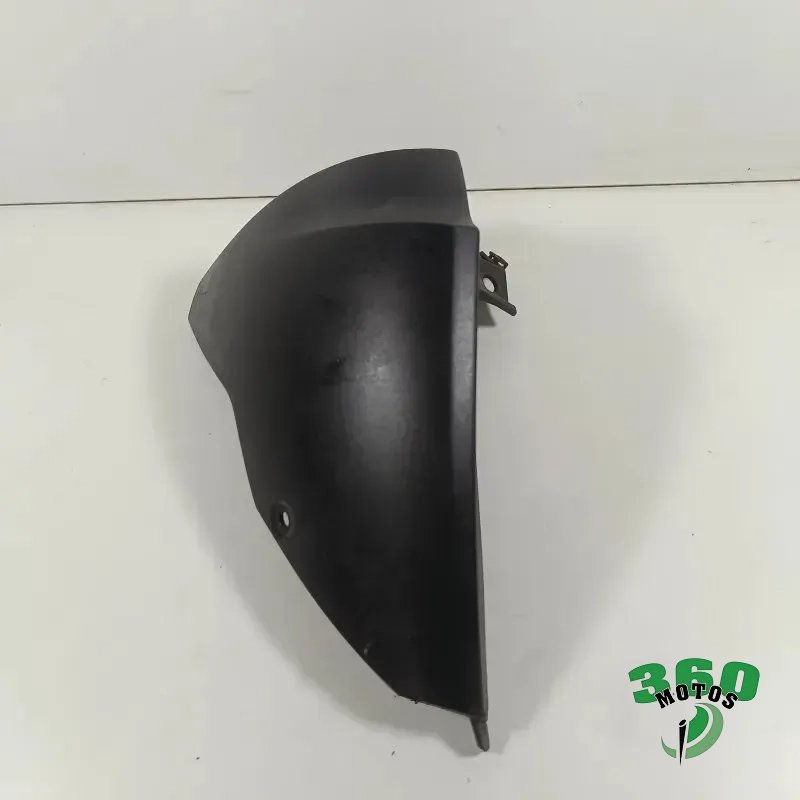 Embellecedor radiador derecho