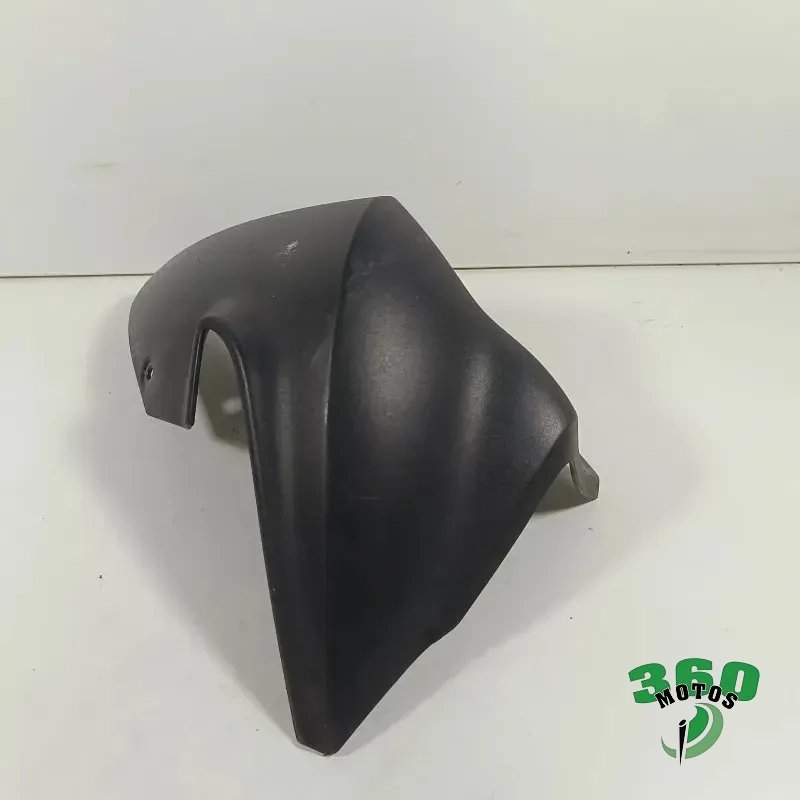 Embellecedor radiador izquierdo