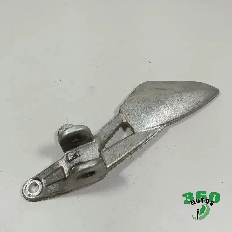 Soporte estribera delantero izquierdo Soporte estribera delantero izquierdo