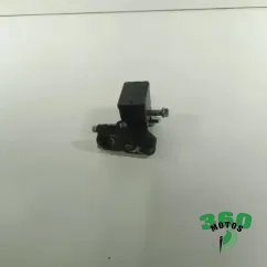 Bomba freno delantera