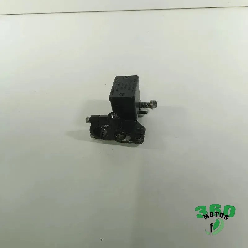 Bomba freno delantera Bomba freno delantera