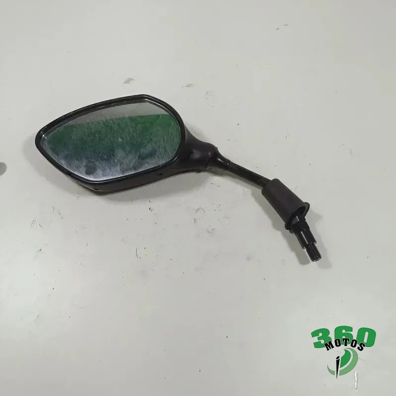 Retrovisor izquierdo