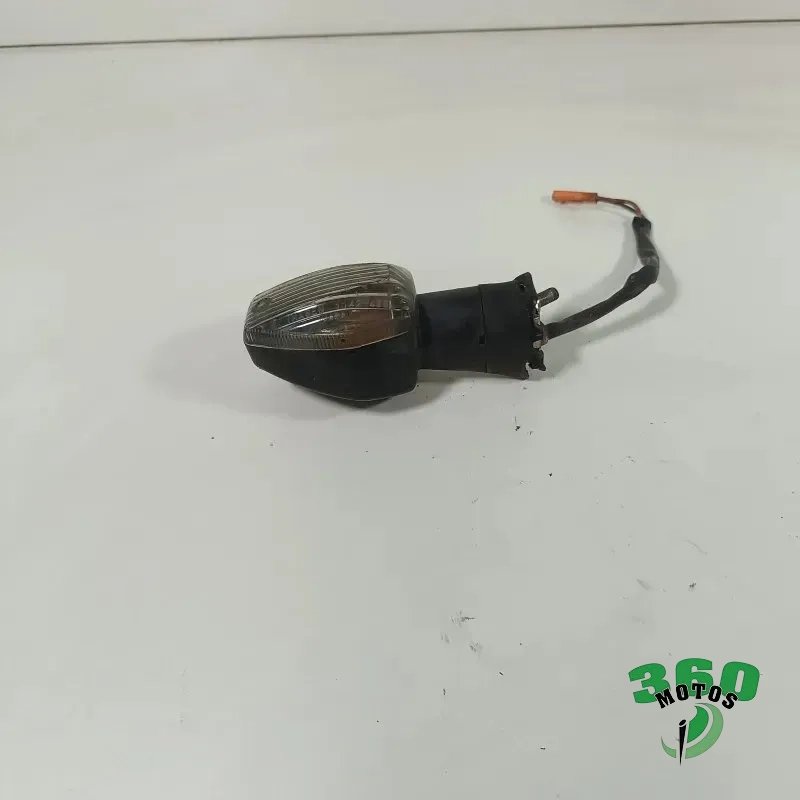 Intermitente trasero izquierdo