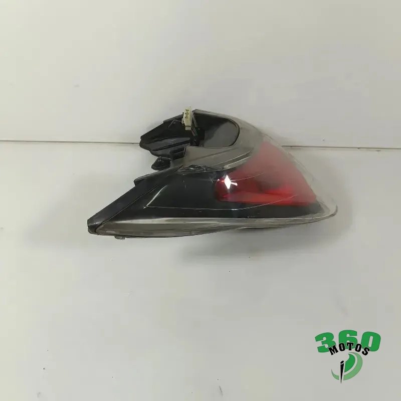 Piloto trasero