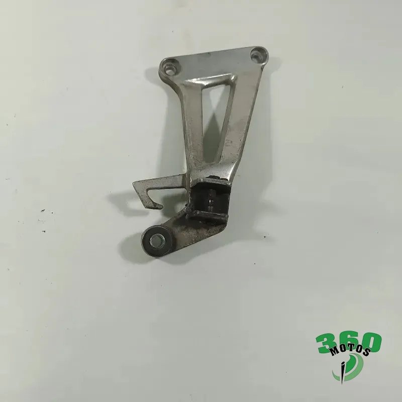 Soporte estribera trasero derecho Soporte estribera trasero derecho